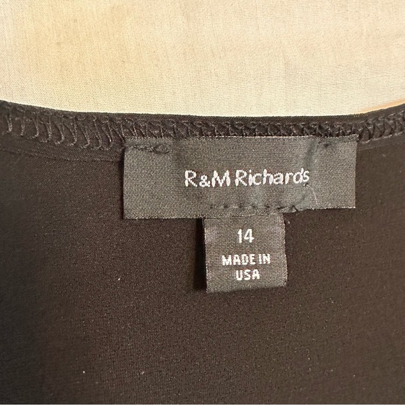 R&M Richards 2-Piece Set - Picture 14 of 16